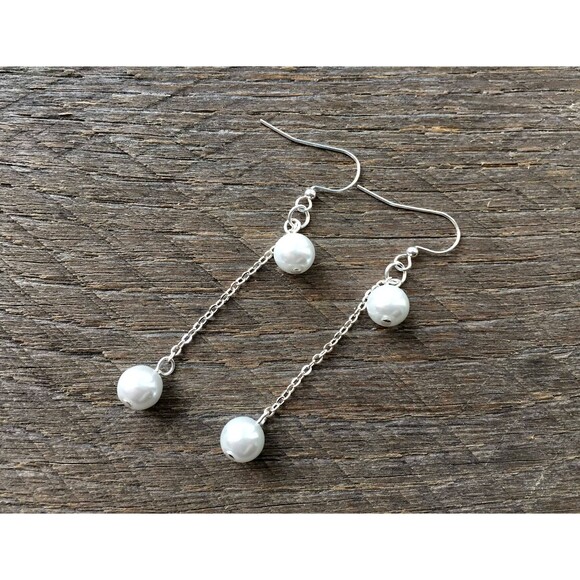 Long Pearl Earrings, Simple Drop Earrings, Delicate Bridal Gift on Silver - Picture 3 of 3